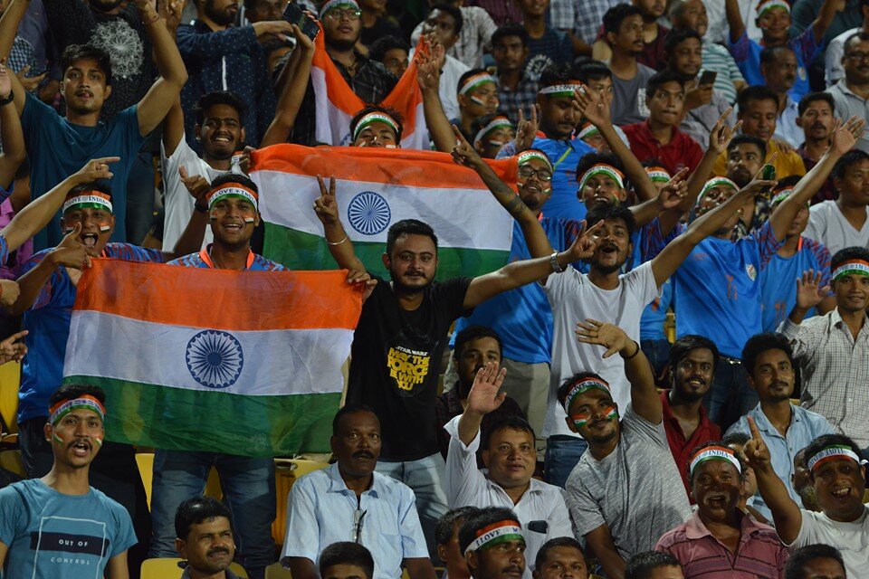 Indian football fans