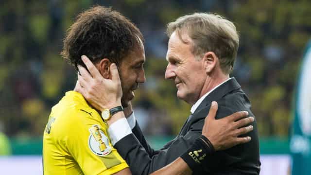 Pierre-Emerick Aubameyang responds on twitter against BVB's CEO Watzke