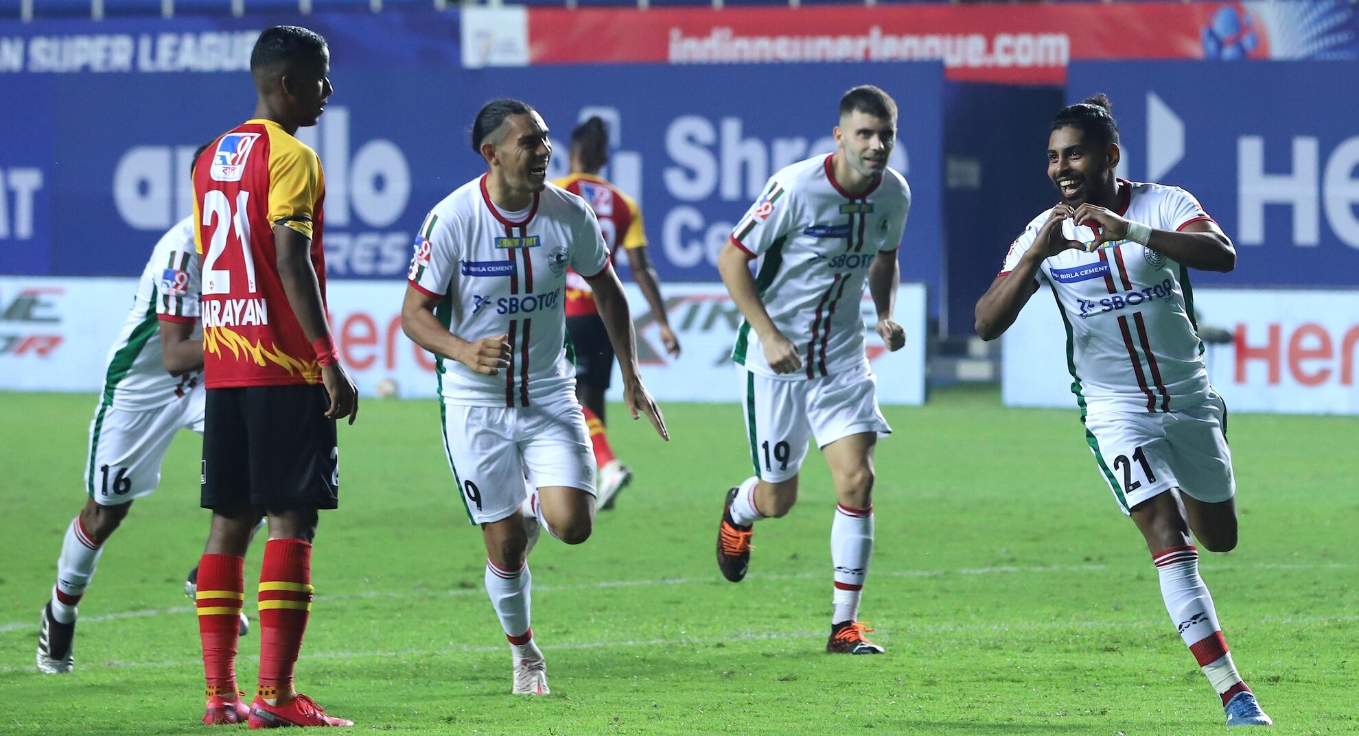 ISL Five things that defined the first Kolkata Derby