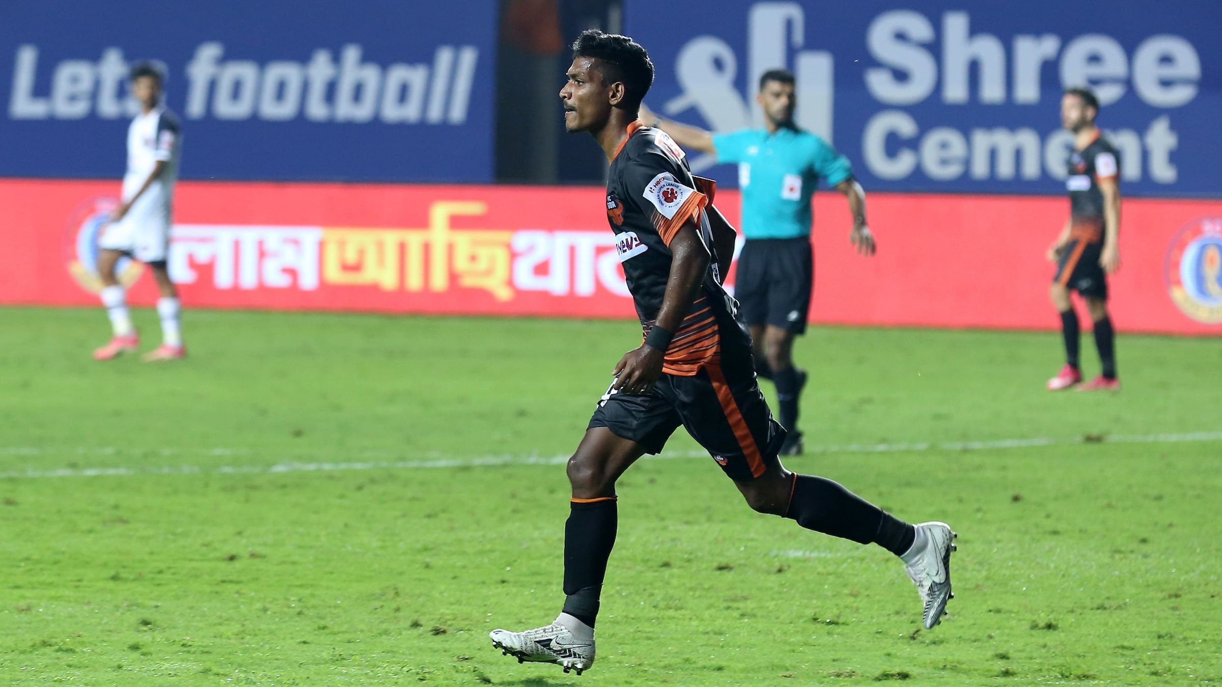 Devendra Murgaonkar saves blushes for FC Goa against SC East Bengal