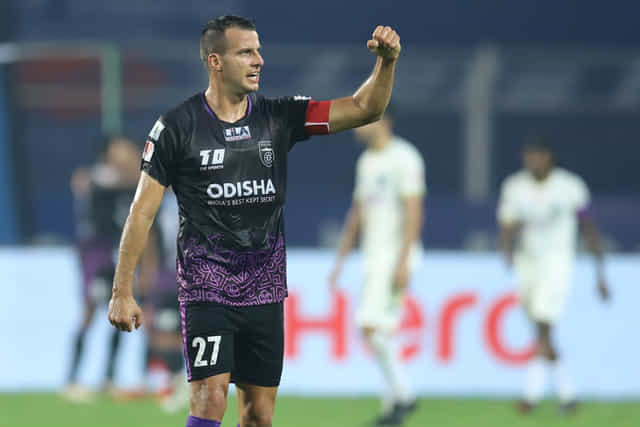 Former Odisha FC skipper Steven Taylor returns to Wellington Phoenix