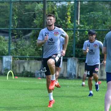 Anthony Pilkington leaves SC East Bengal, joins Fleetwood Town in England