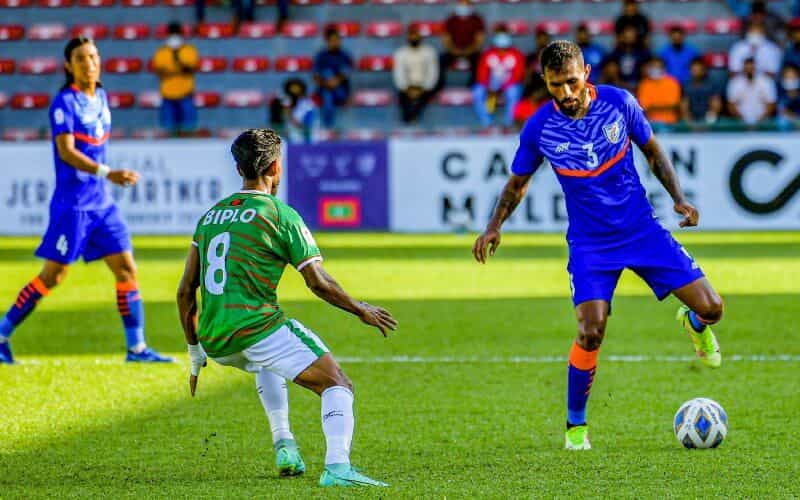 10-man Bangladesh hold sloppy India in SAFF Championship