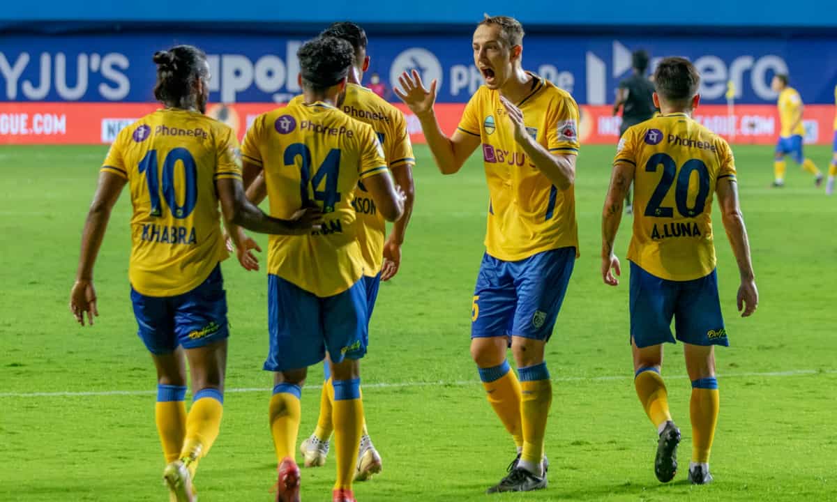 Vazquez, Prasanth fire Kerala Blasters to victory to overcome winless run