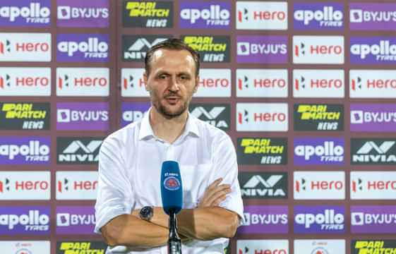 Ivan Vukomanovic believes poor decisions cost his side three points