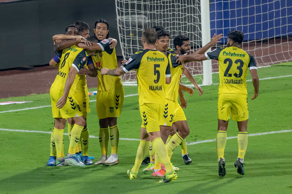 Chhetri's 50th goal goes in vain as Hyderabad FC edge past Bengaluru FC