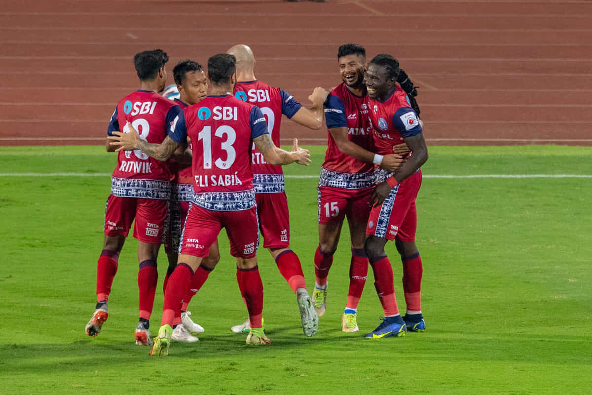 Jamshedpur FC thrash Hyderabad to seal playoffs spot, go on top