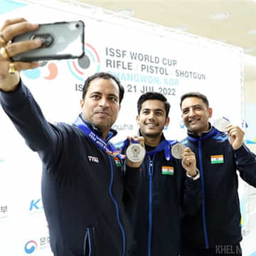 India claims silver and bronze on day 8 at ISSF World Cup