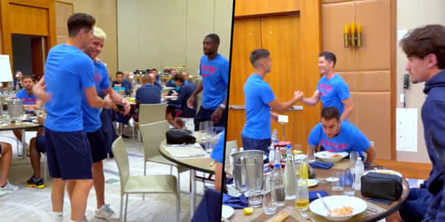 WATCH: Robert Lewandowski greets his Barcelona teammates