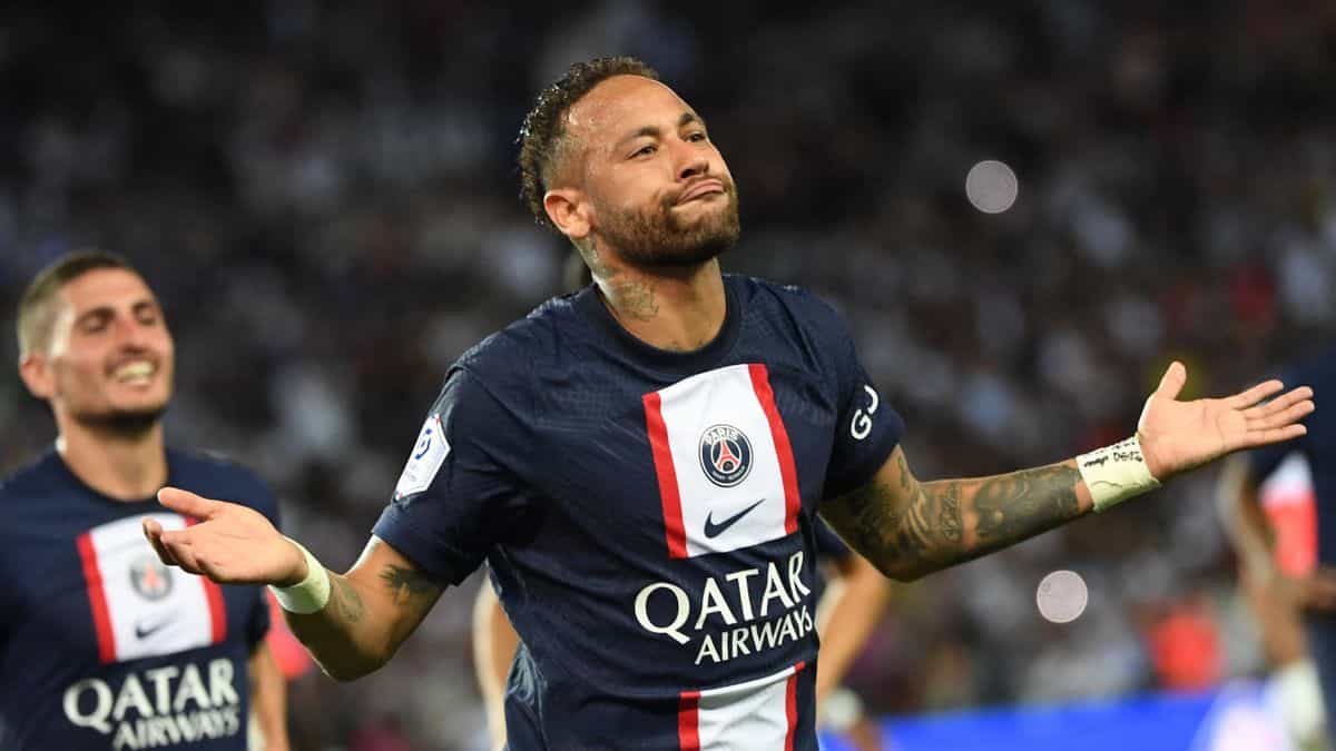 Neymar Jr: List of trophies and individual honours