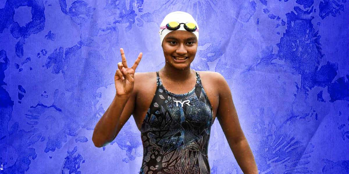 Who is Junior Swimming World Championships finalist Apeksha Fernandes?