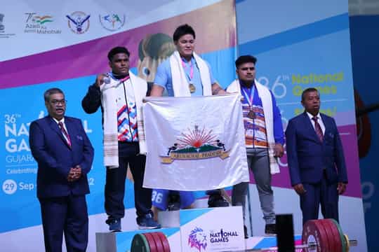 National Games: Sambo Lapung breaks National Record to take weightlifting gold
