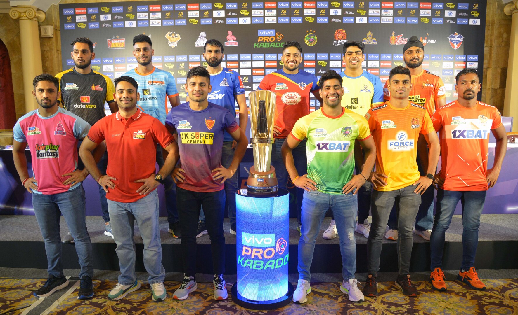 Pro Kabaddi League All Seasons Winners List, PKL Prize Money Breakdown,  Most Raid And Tackle Points - The SportsGrail