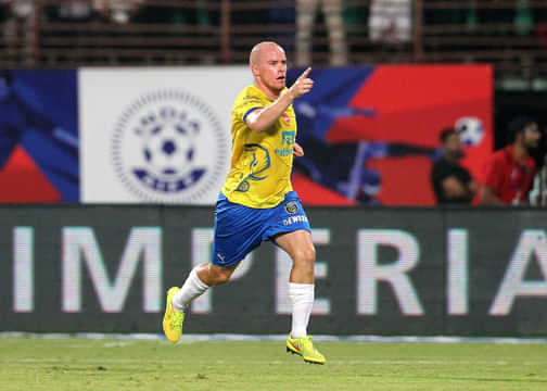 ISL legend Iain Hume announces retirement from football