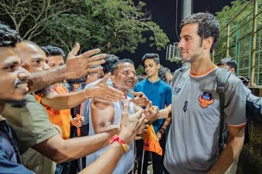 "Messi was someone we had never experienced", says his youth team captain & FC Goa defender Marc Valiente