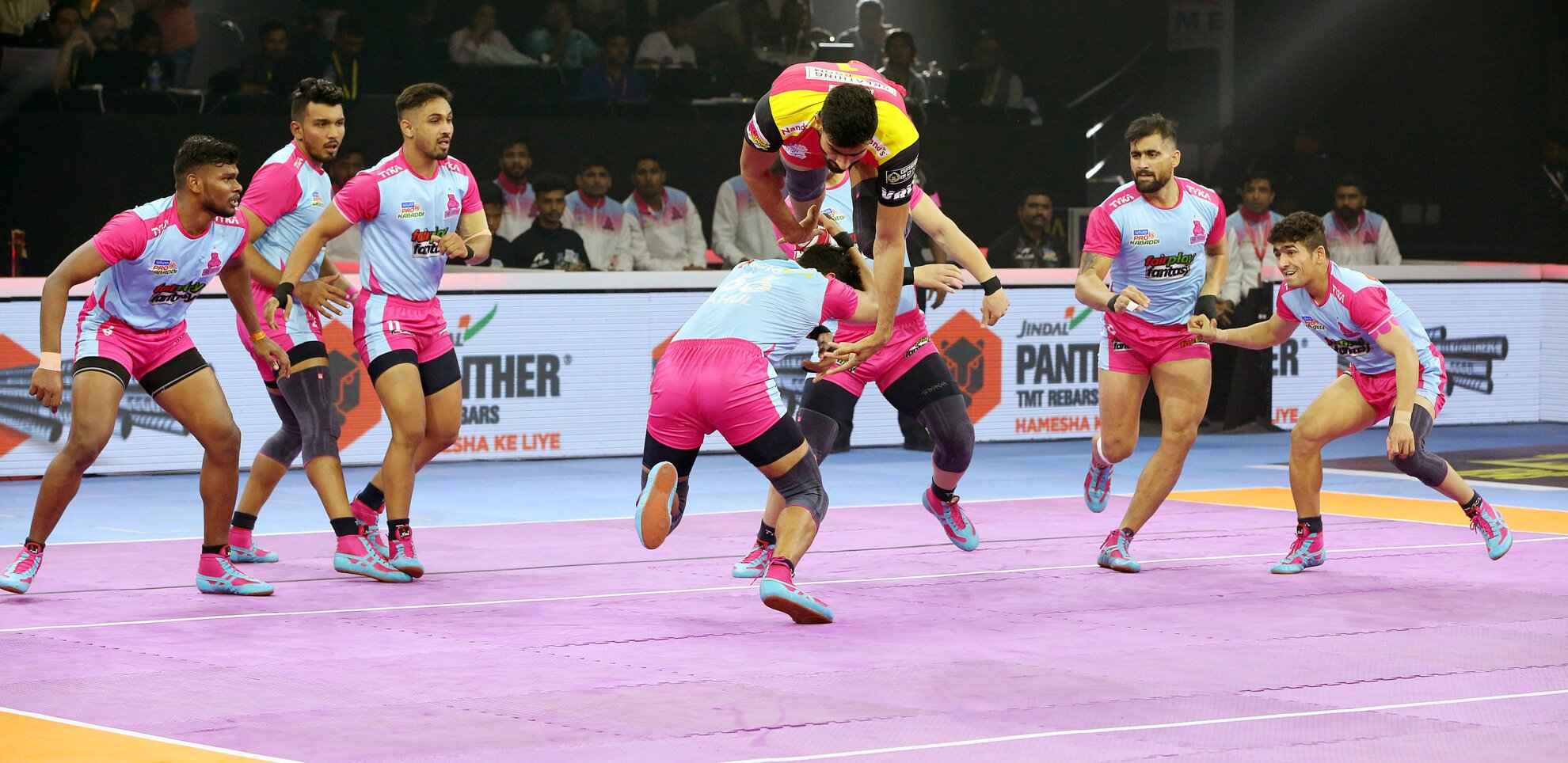 Jaipur Pink Panthers vs Bengaluru Bulls Ratings