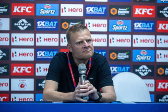 Josep Gombau: We are a new team, and we don't have the power to sign many players
