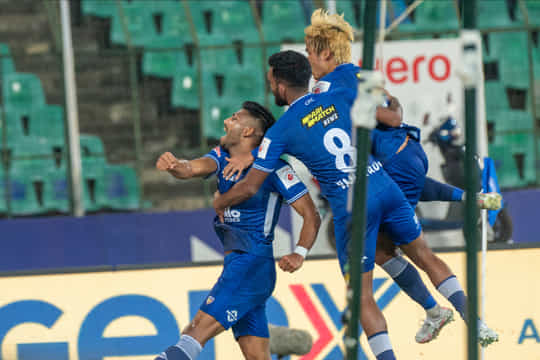 Chennaiyin FC get back on track with dominating win over East Bengal
