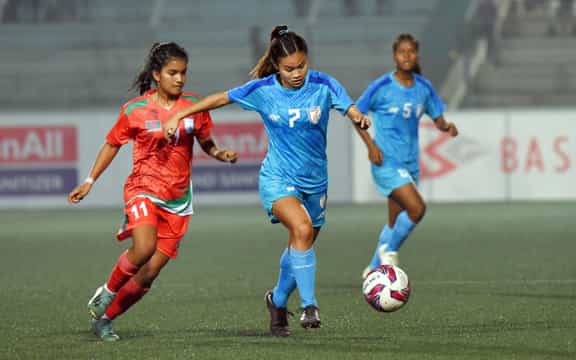 Bangladesh defeat misfiring India in the SAFF U-17 Women's Championship