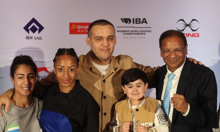 2023-03-iba-womens-world-boxing-championships-president-umar-kremlev-interaction