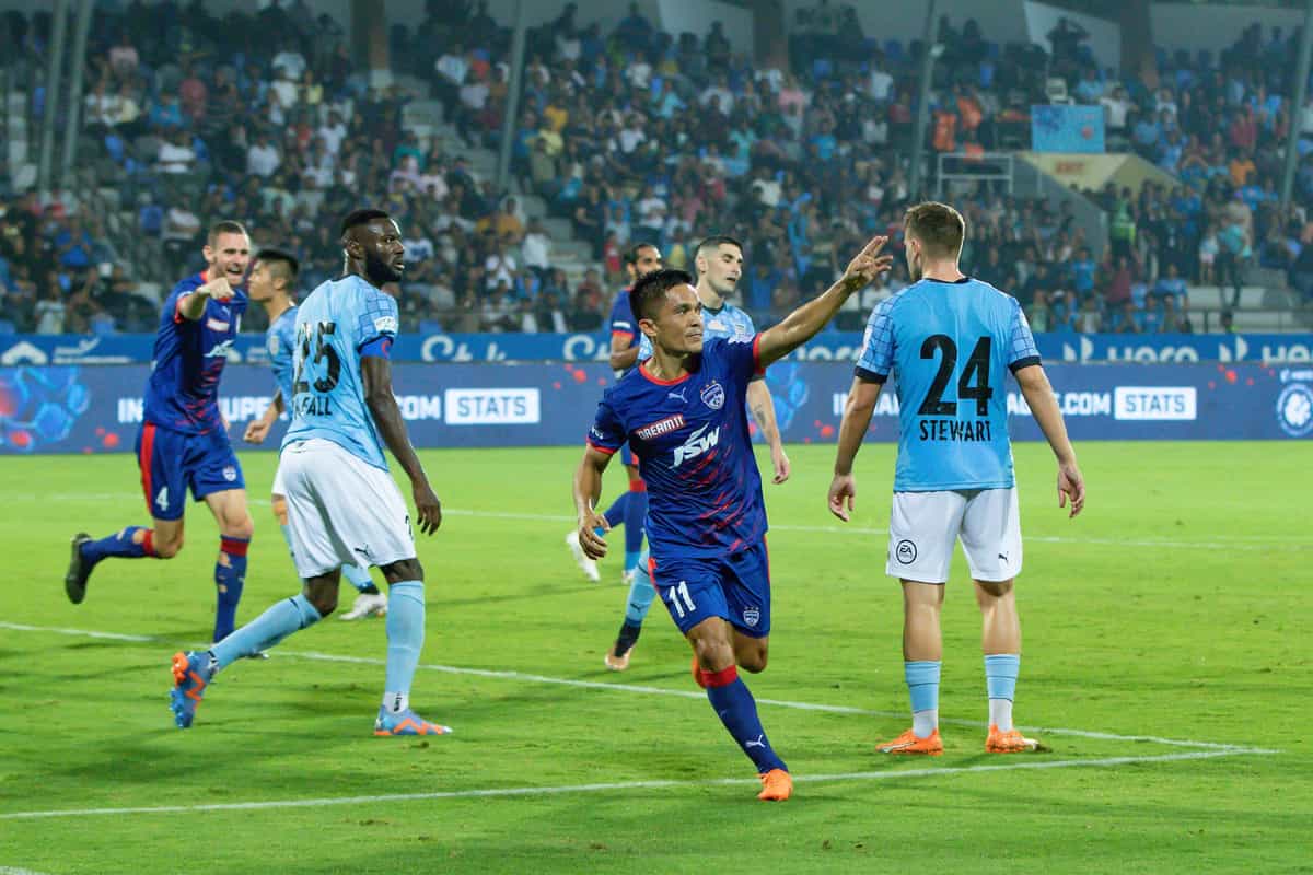Sunil Chhetri's goal gives Bengaluru FC advantage over Mumbai City