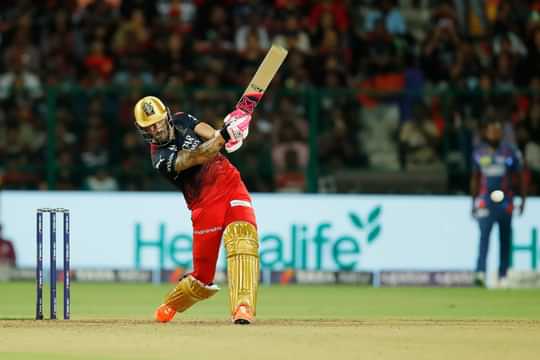 Out of the park !! Watch: Faf du Plessis hits the longest six of IPL 2023