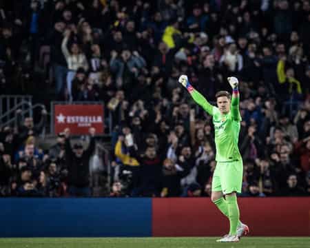 Top four goalkeepers with most clean sheets in single LaLiga season