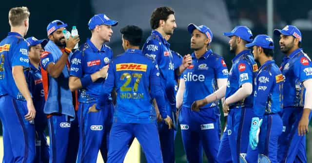 Away from the shadow of big names, Mumbai Indians' trust on younger ones has won