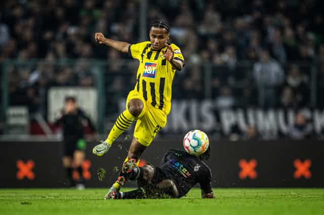 Leading pair separated by a solitary point as Bundesliga enters Matchday 32