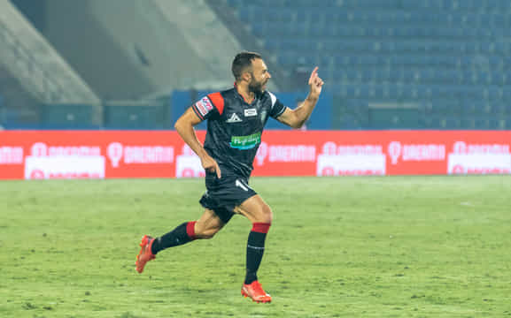ISL: Romain Philippoteaux signs contract extension with NorthEast United FC
