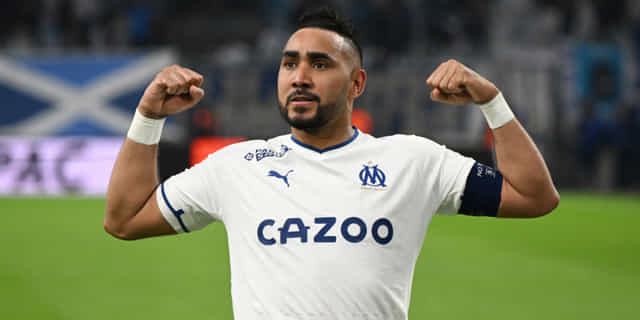 Top nine footballers who are currently free agents