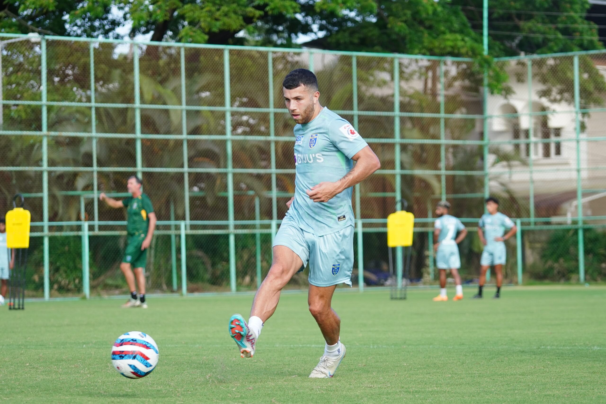 Kerala Blasters Jaushua Sotirio signs for Sydney FC