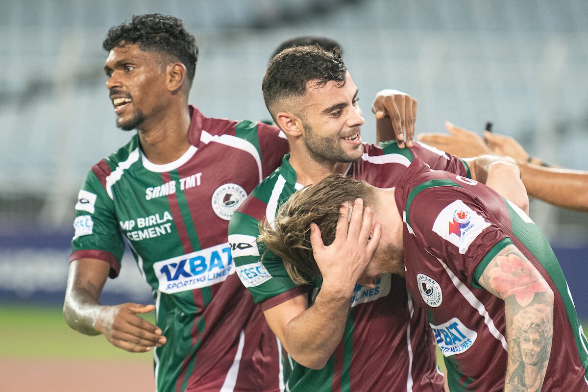 ISL 2023-24: Mohun Bagan Edge Past 9-man Bengaluru FC