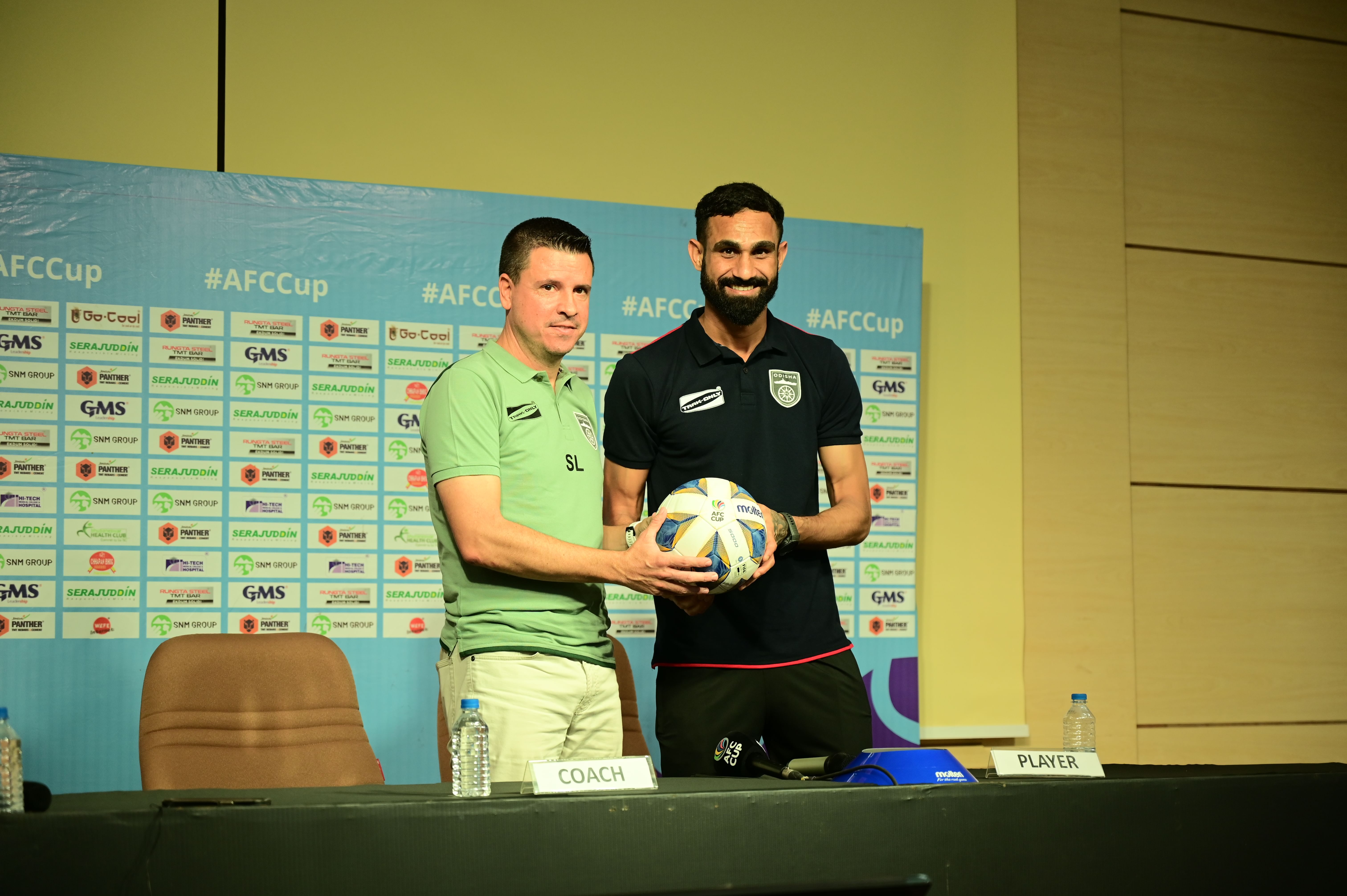 Our players do not feel burdened by pressure: Sergio Lobera