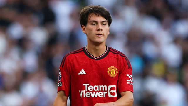 Manchester United prioritising extending Facundo Pellistri's contract