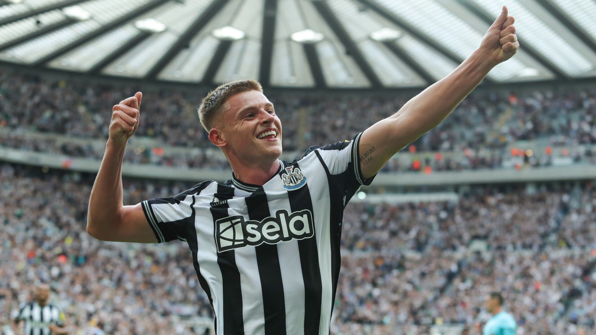 Harvey Barnes celebrates scoring for Newcastle.