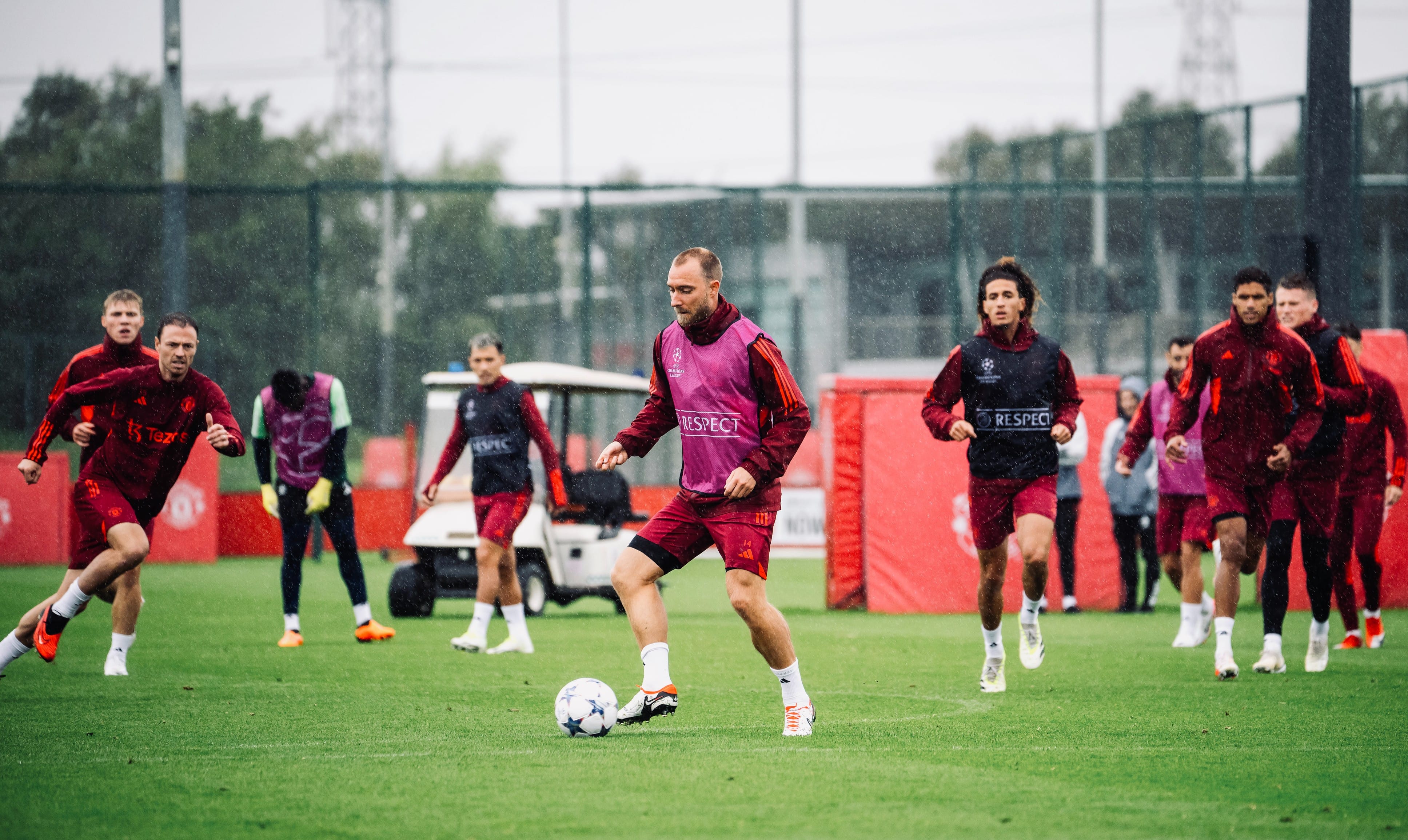 Manchester United name travelling squad for UCL opener against Bayern Munich