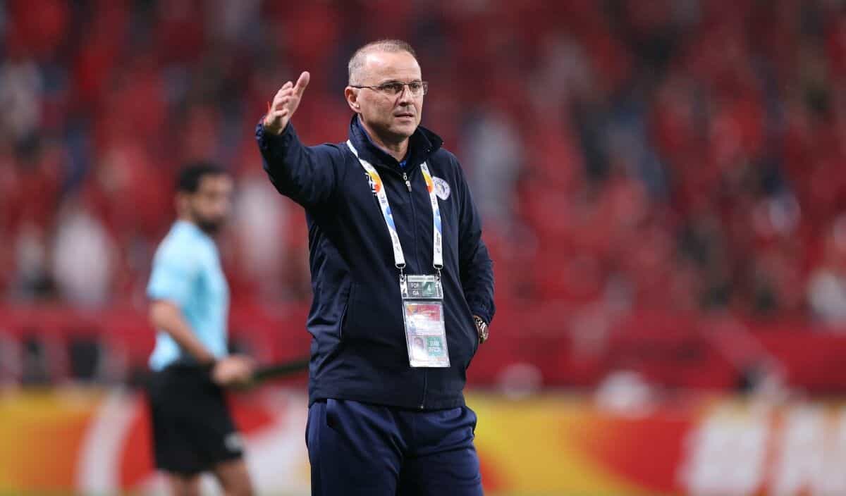 Former Chennaiyin boss Bozidar Bandovic leaves Hanoi FC