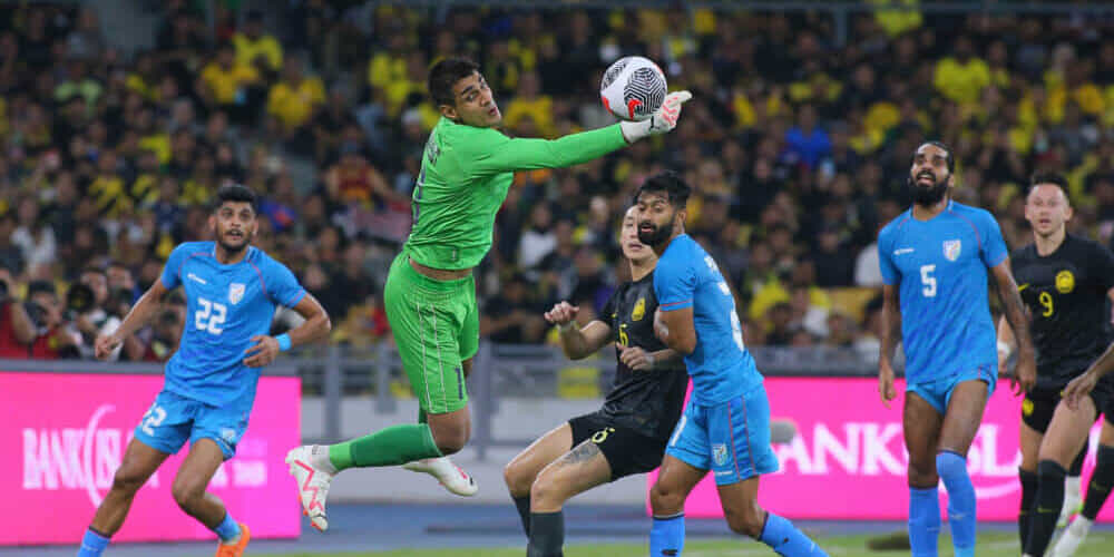 Indian football team players return to clubs early