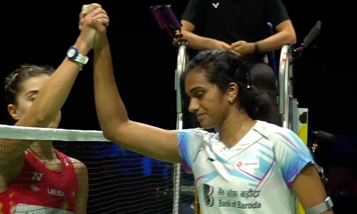Carolina Marin reacts to PV Sindhu's post after heated semi-final clash, Sindhu responds