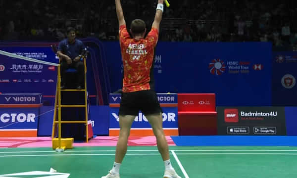 Viktor Axelsen completes 100 consecutive weeks as World No. 1 in men's singles