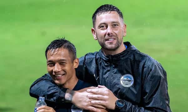 Lallianzuala Chhangte pens heartfelt tribute to Des Buckingham