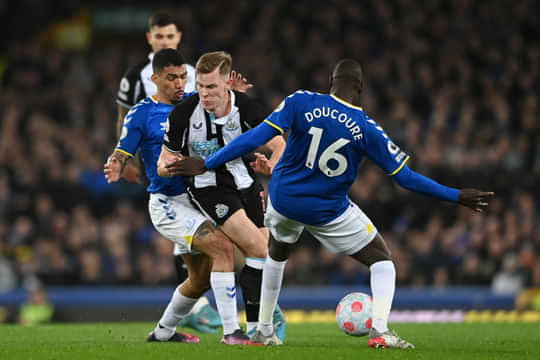 Everton vs Newcastle: Predicted lineup, injury news, head-to-head, telecast