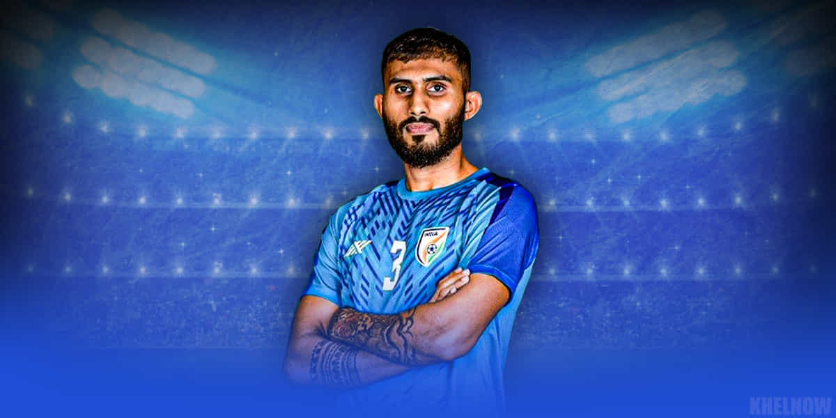 Who is Indian Football Team defender Subhasish Bose's favourite player?
