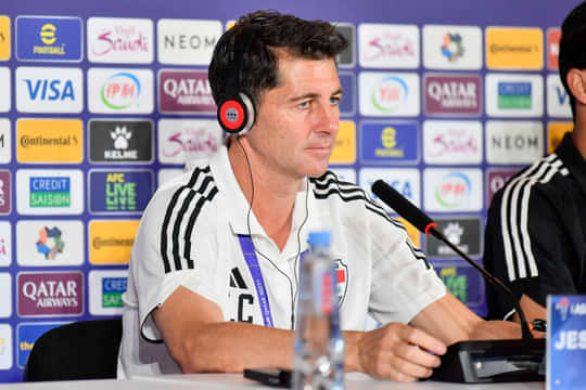 Iraq Coach Jesus Casas confronted at AFC Asian Cup 2023 post-match press conference by journalist