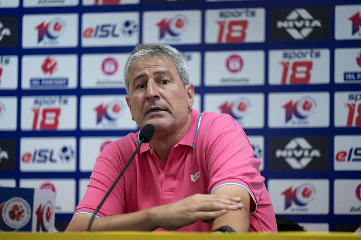We need to enter the pitch and show that team wants three points, says Manolo Marquez