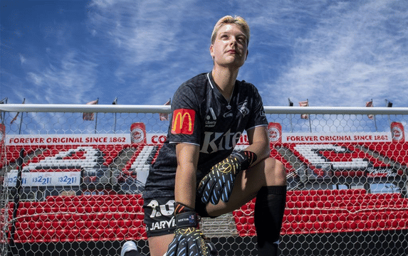 Adelaide United goalie Grace Wilson becomes first non-binary footballer in Australia