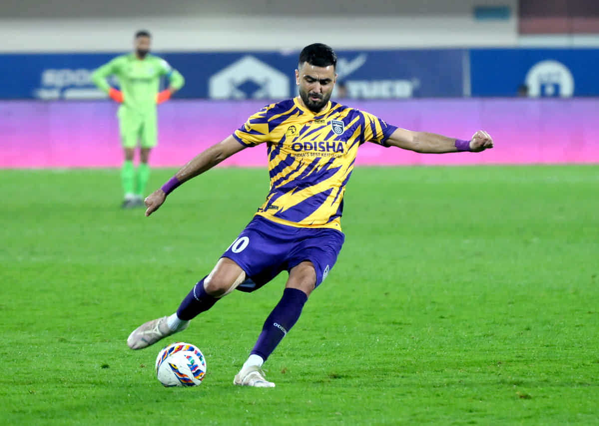Who are the longest serving foreigners in ISL history