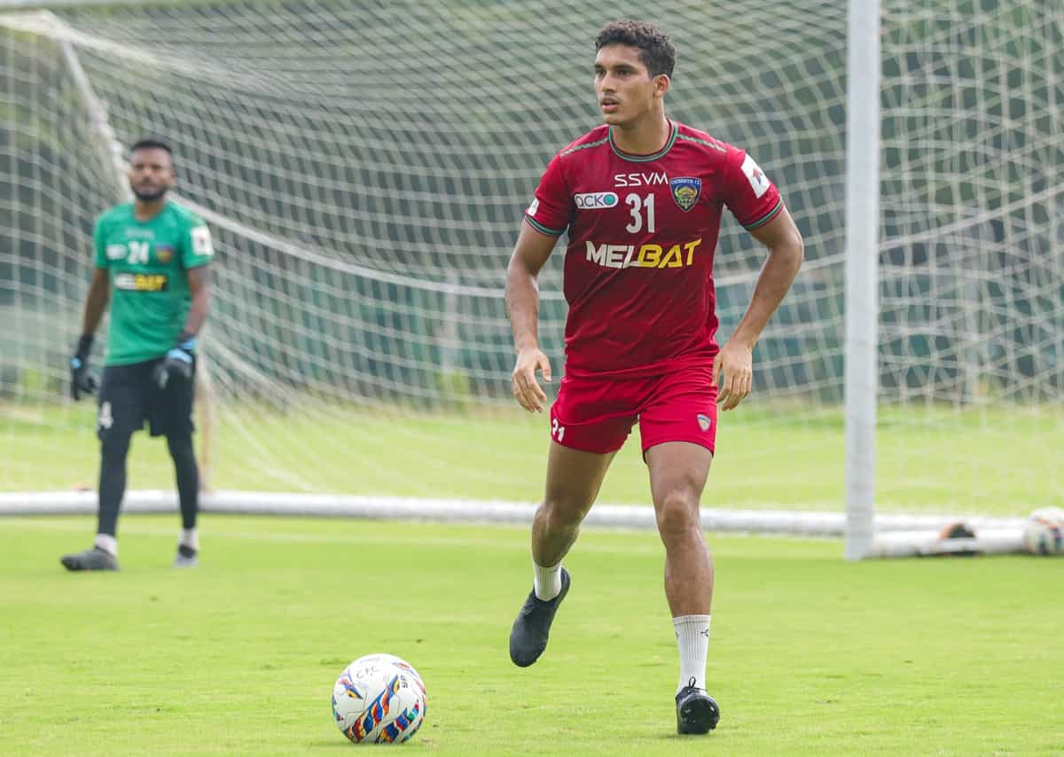 Who is Bijay Chhetri, Indian youngster to sign for Colon Futbol Club