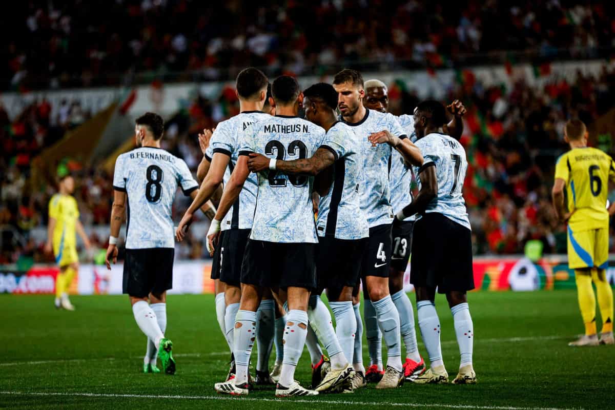 Eight Portugal players sent back to clubs ahead of second match in March international break